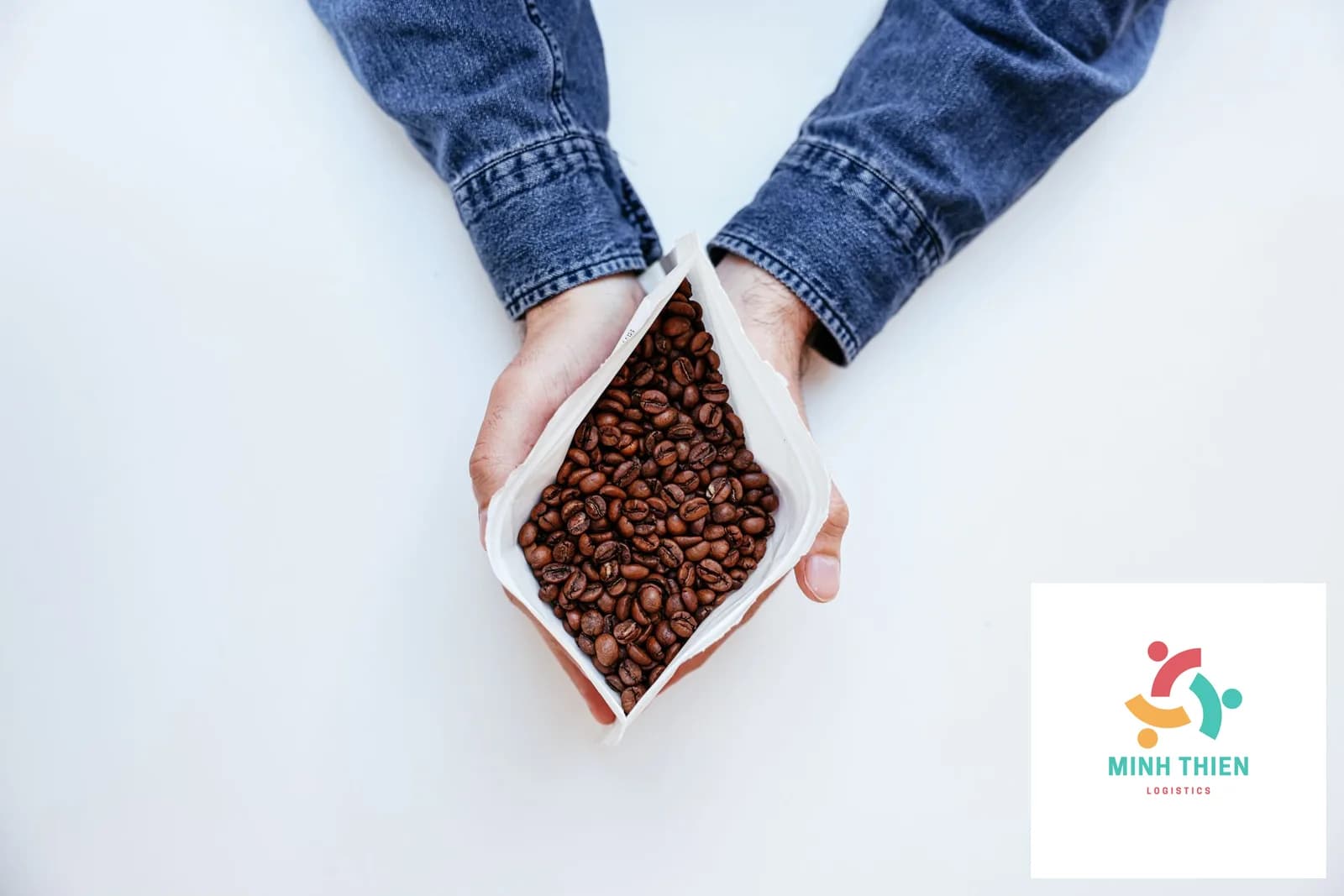 Gửi Cà Phê Đi Canada: Thủ Tục Hải Quan CFIA Và Cách Đóng Gói Chuẩn