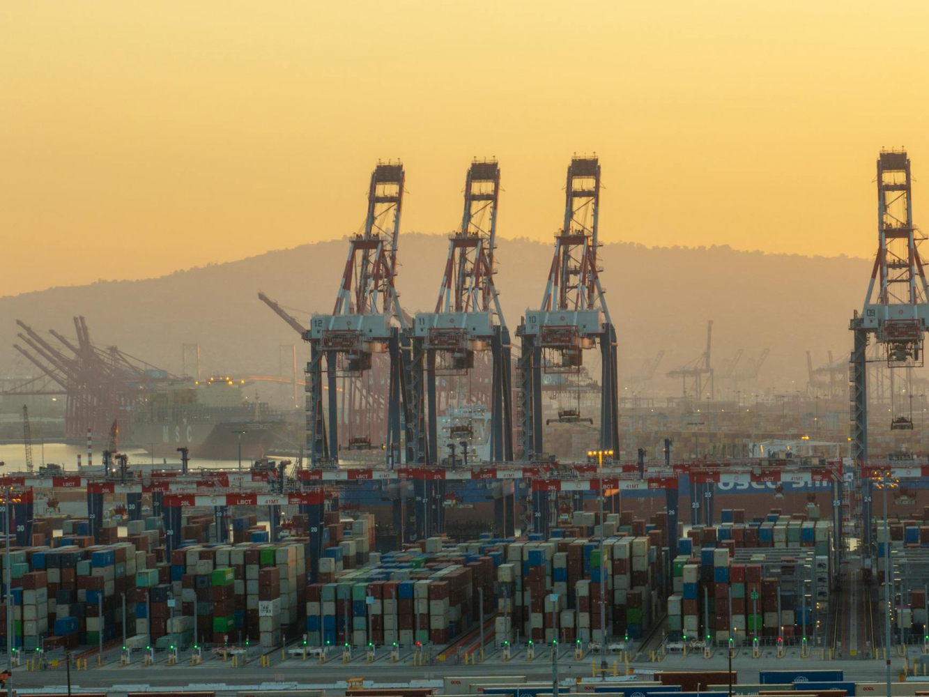 Gửi Hàng Đi California Uy Tín, Giá Rẻ