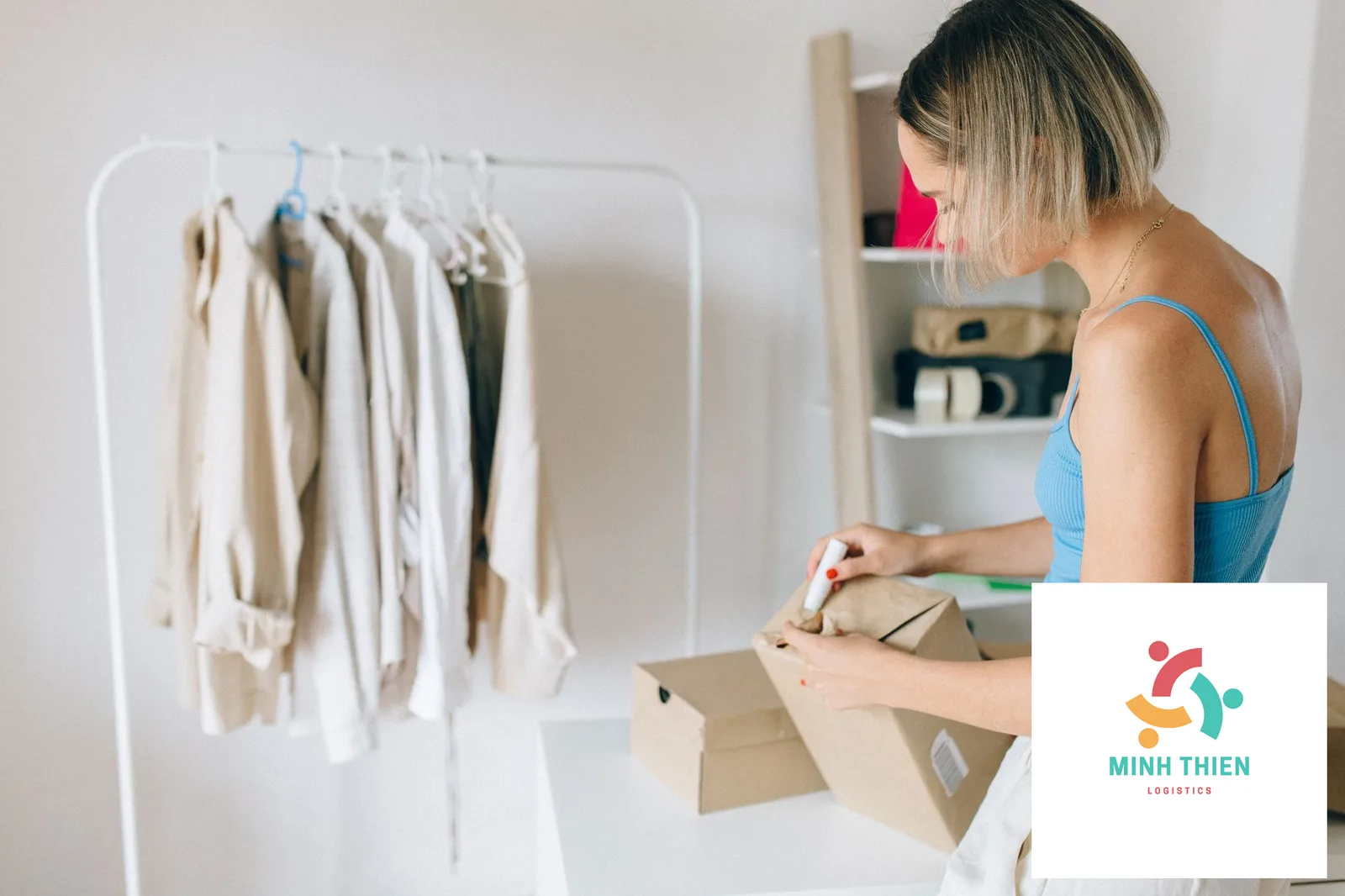 Gửi Quần Áo Đi Malaysia: Thủ Tục Hải Quan Và Bảng Giá Mới Nhất
