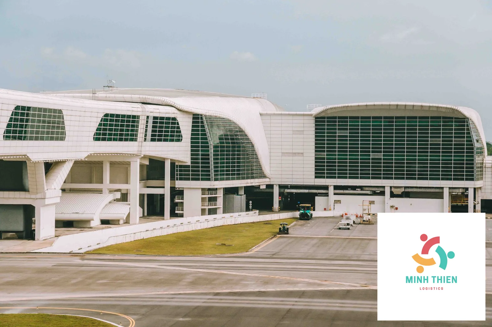 Dịch vụ gửi hàng đi Malaysia TPHCM: Thủ tục Hải quan & Bảng giá