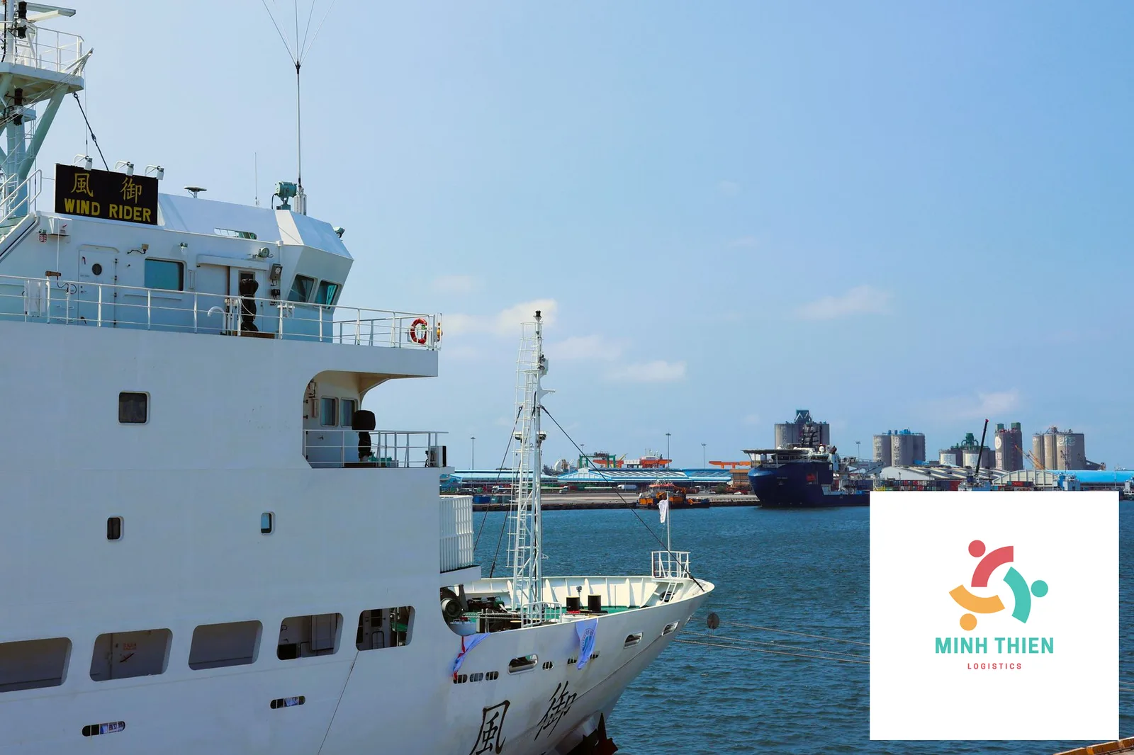 Gửi Mỹ Phẩm Đi Đài Loan: Quy Định TFDA, Thuế & Cách Đóng Gói