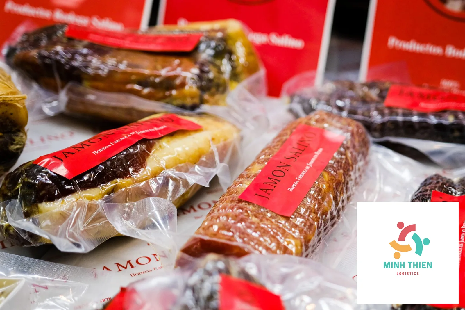 Gửi đặc sản đi Canada: Quy định CFIA, hải quan và đóng gói chuẩn hàng không