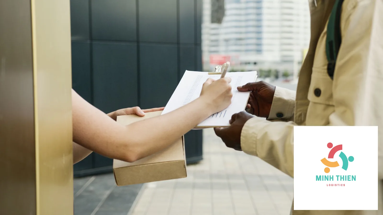 Gửi hàng cho người Việt ở Đài Loan: Thủ tục hải quan và bảng giá